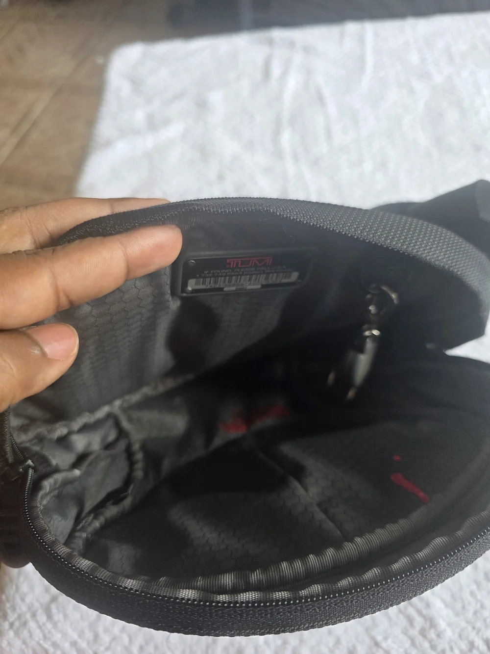 Tumi versatile black
